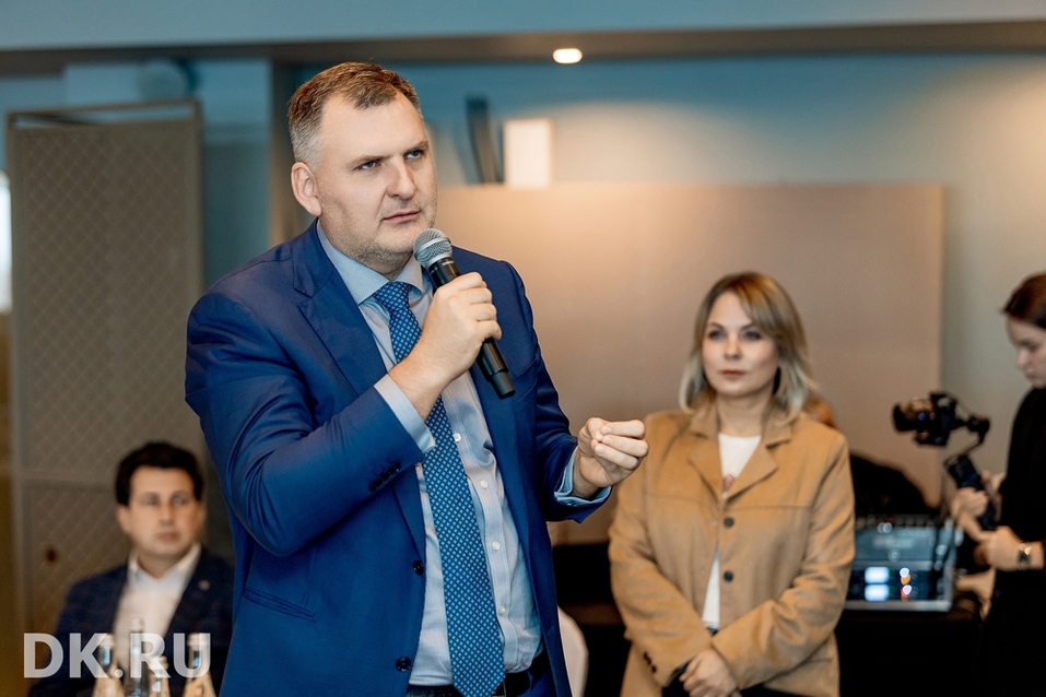 Урок 90-х: не адаптируешься — исчезнешь. О чем говорили эксперты бизнес-завтрака 10 Урок 90-х: не адаптируешься — исчезнешь. О чем говорили эксперты бизнес-завтрака 10