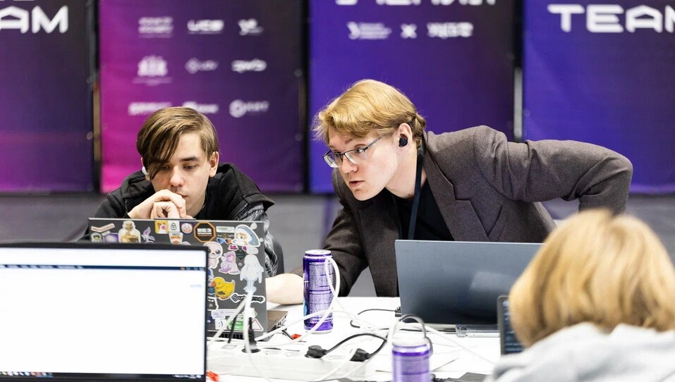 Вузам подняли планку. Проходные баллы выше, а путей для подачи документов — меньше 2 Вузам подняли планку. Проходные баллы выше, а путей для подачи документов — меньше 2