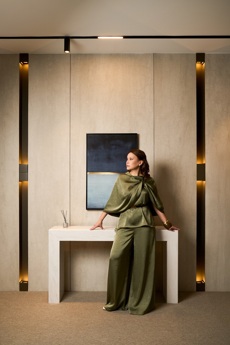 Из аэропорта на сцену. Гайд по стилю премии «Бизнес!Лидеры ‘2025» 9 Из аэропорта на сцену. Гайд по стилю премии «Бизнес!Лидеры ‘2025» 9