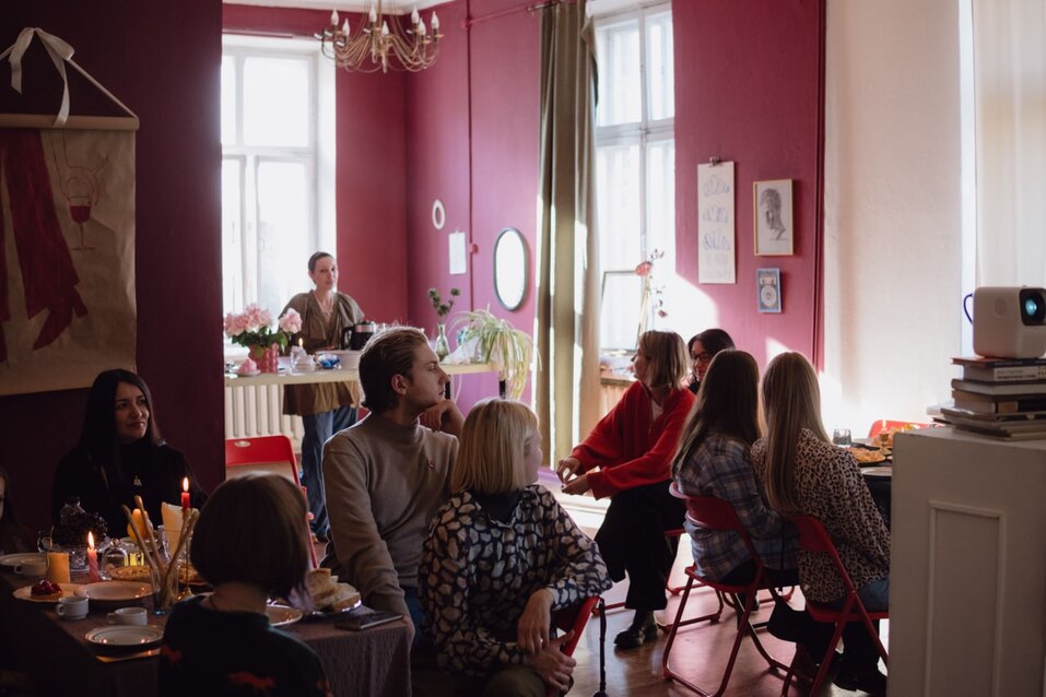 Иллюстрация: t.me/davaite_pereidem Иллюстрация: t.me/davaite_pereidem