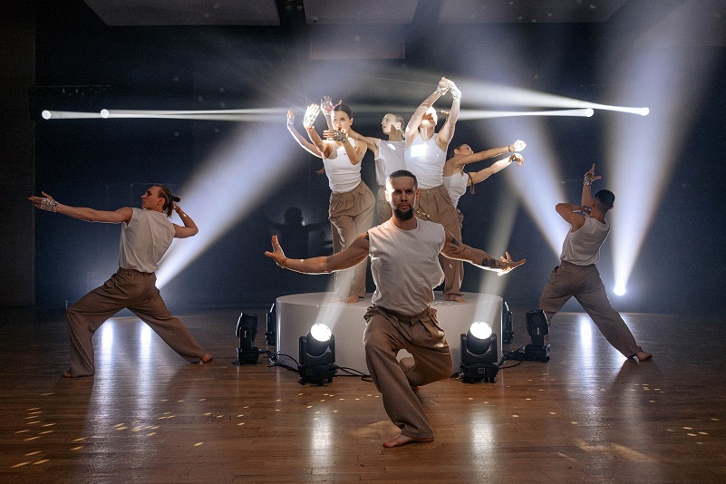 Рядом с «Екатеринбург Ареной» скоро появится роскошный «дом света и энергии» 3 Рядом с «Екатеринбург Ареной» скоро появится роскошный «дом света и энергии» 3