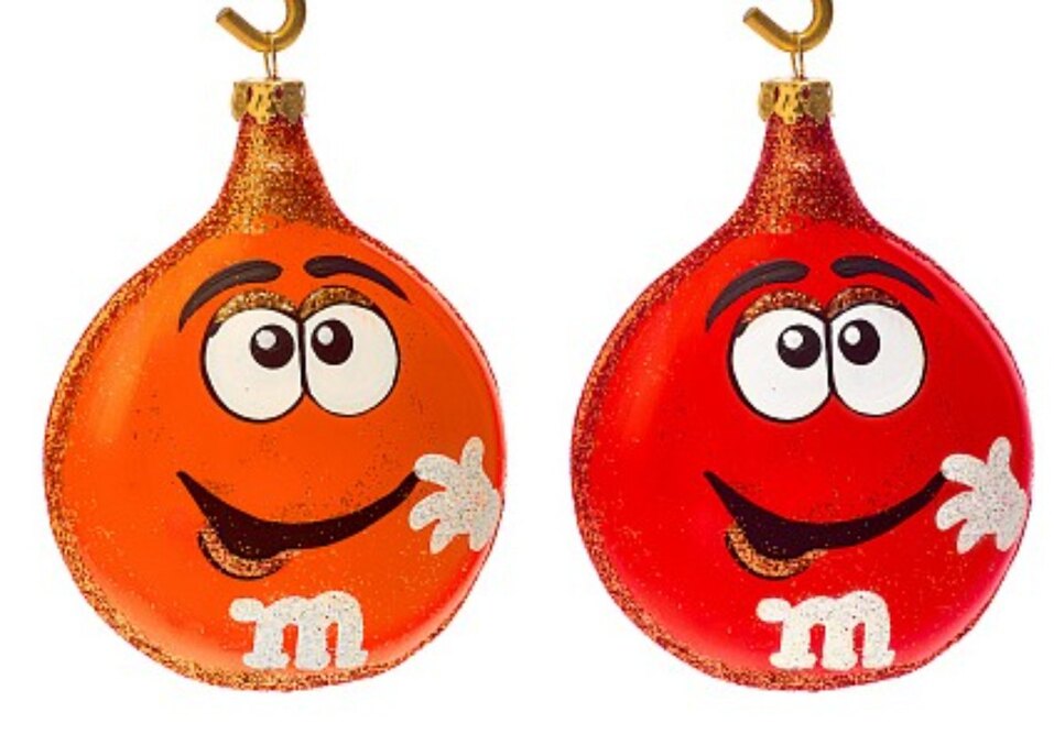 Красноярская «Бирюсинка» представила новые елочные игрушки. Почему там много еды?
2 Красноярская «Бирюсинка» представила новые елочные игрушки. Почему там много еды?
2