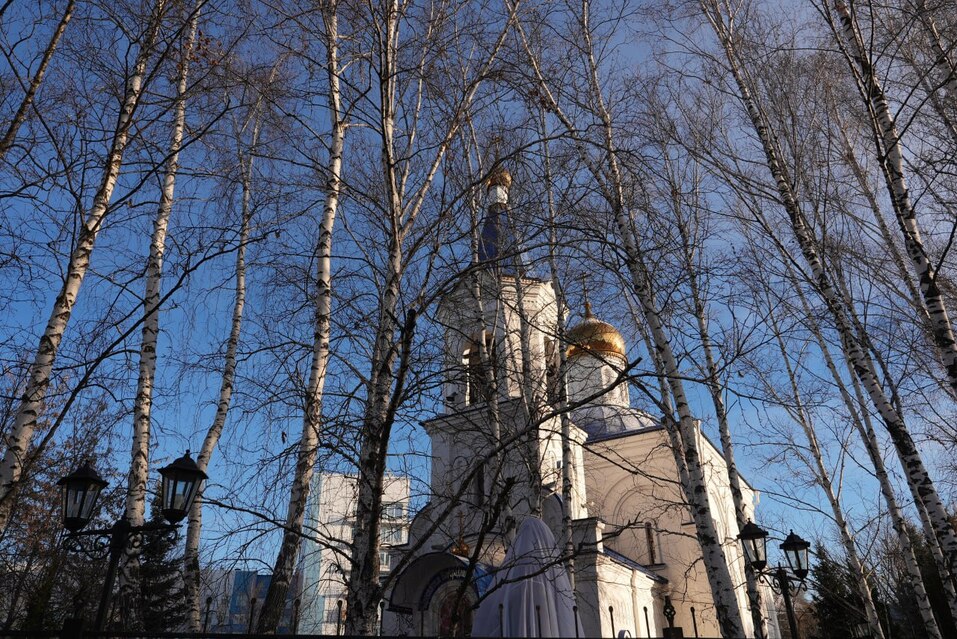 В Тюмени установили памятник репрессированному хирургу и священнику 1 В Тюмени установили памятник репрессированному хирургу и священнику 1