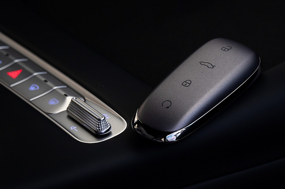 Технологичный кроссовер OMODA C7 — стиль в деталях глазами фотографа Евгения Иванова 5 Технологичный кроссовер OMODA C7 — стиль в деталях глазами фотографа Евгения Иванова 5