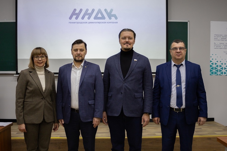 ННГАСУ и ННДК открыли аудиторию для обучения и научной работы после комплексного ремонта 1 ННГАСУ и ННДК открыли аудиторию для обучения и научной работы после комплексного ремонта 1