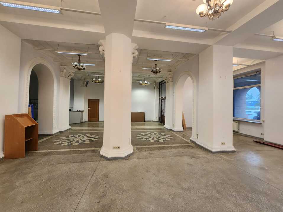 Здание Центра научно-технической информации продают в Красноярске за 134 млн рублей 1 Здание Центра научно-технической информации продают в Красноярске за 134 млн рублей 1