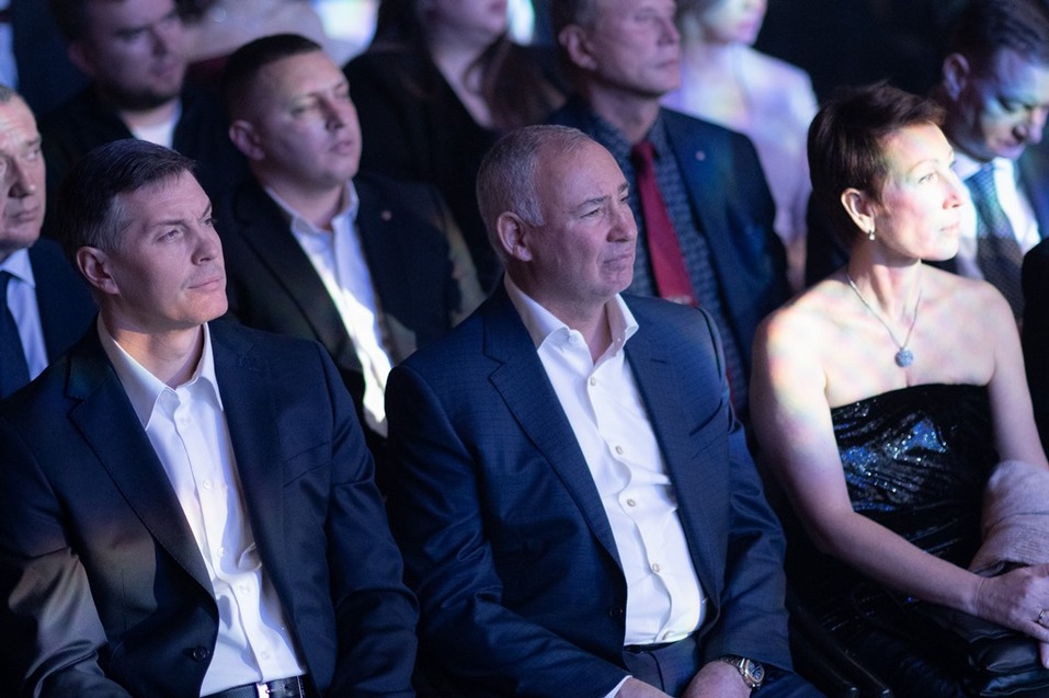 Пафос — не наш стиль: как создавалась премия «Человек года — 2025» 10 Пафос — не наш стиль: как создавалась премия «Человек года — 2025» 10