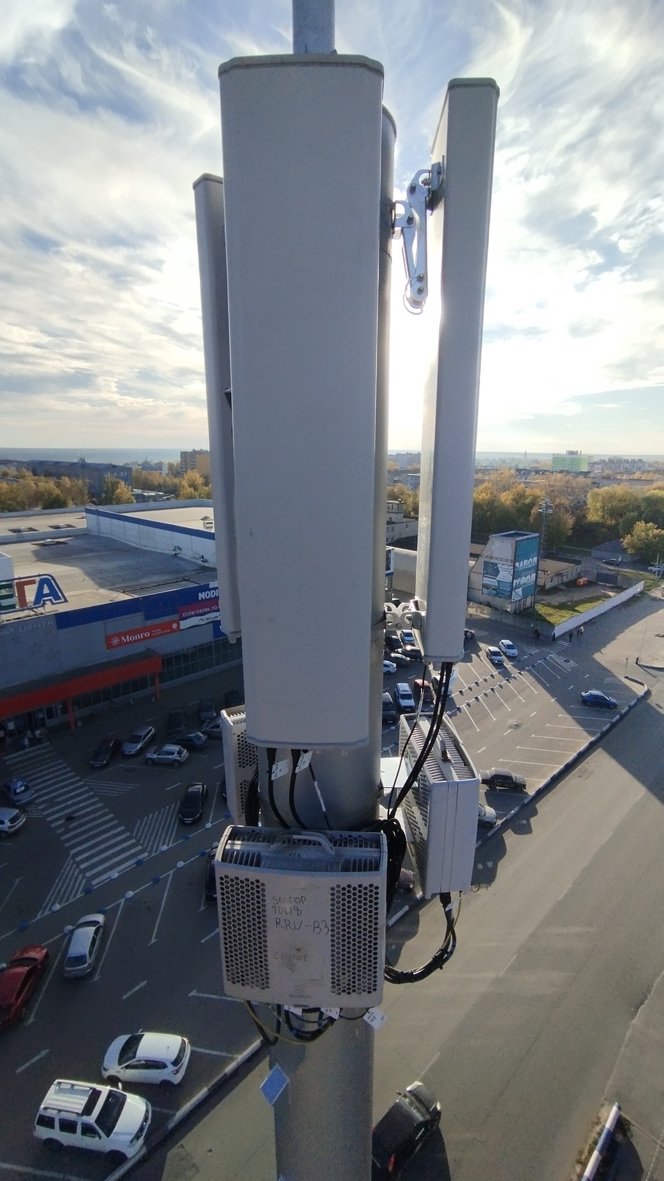 В районе арзамасского ТЦ «Омега» улучшили покрытие мобильной сети 1 В районе арзамасского ТЦ «Омега» улучшили покрытие мобильной сети 1