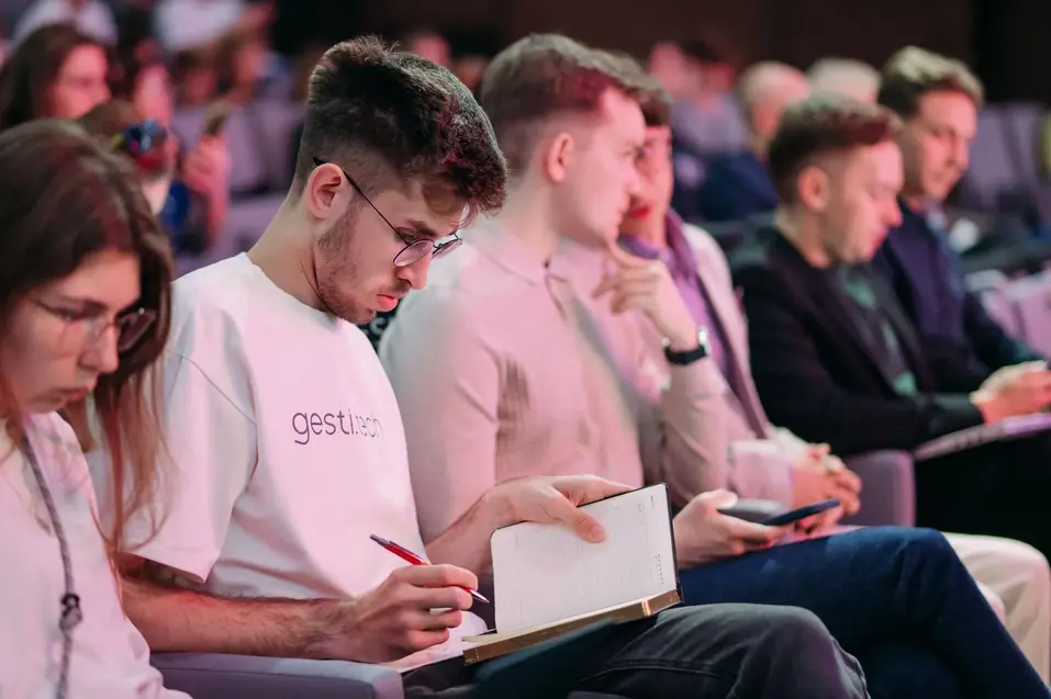 Каменные гости, идеальные формы и качественный код: афиша полезных мероприятий 2 Каменные гости, идеальные формы и качественный код: афиша полезных мероприятий 2