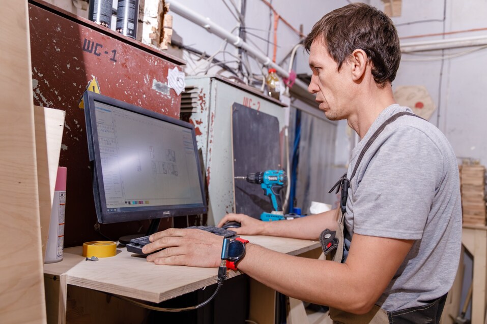 «Сколько денег не хватало, столько и появлялось учредителей»: история «Юнитрампа» 16 «Сколько денег не хватало, столько и появлялось учредителей»: история «Юнитрампа» 16