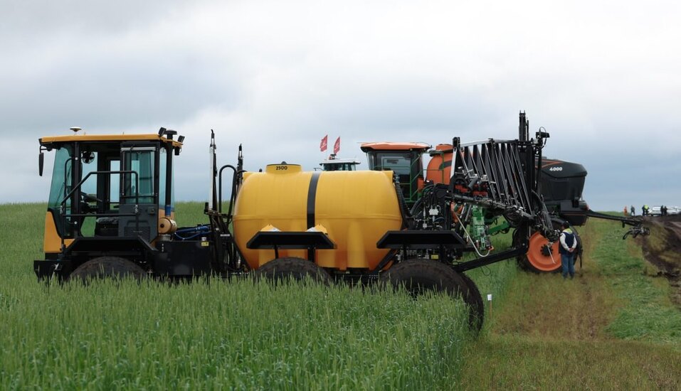 Алексей Кобылин: новые технологии внедряют почти во всех сферах агроотрасли 3 Алексей Кобылин: новые технологии внедряют почти во всех сферах агроотрасли 3