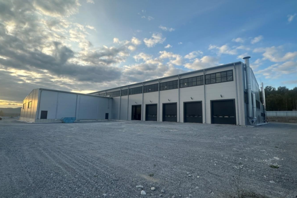 Линию по выпуску автоцистерн с низким центром тяжести откроют в Челябинской области 2 Линию по выпуску автоцистерн с низким центром тяжести откроют в Челябинской области 2