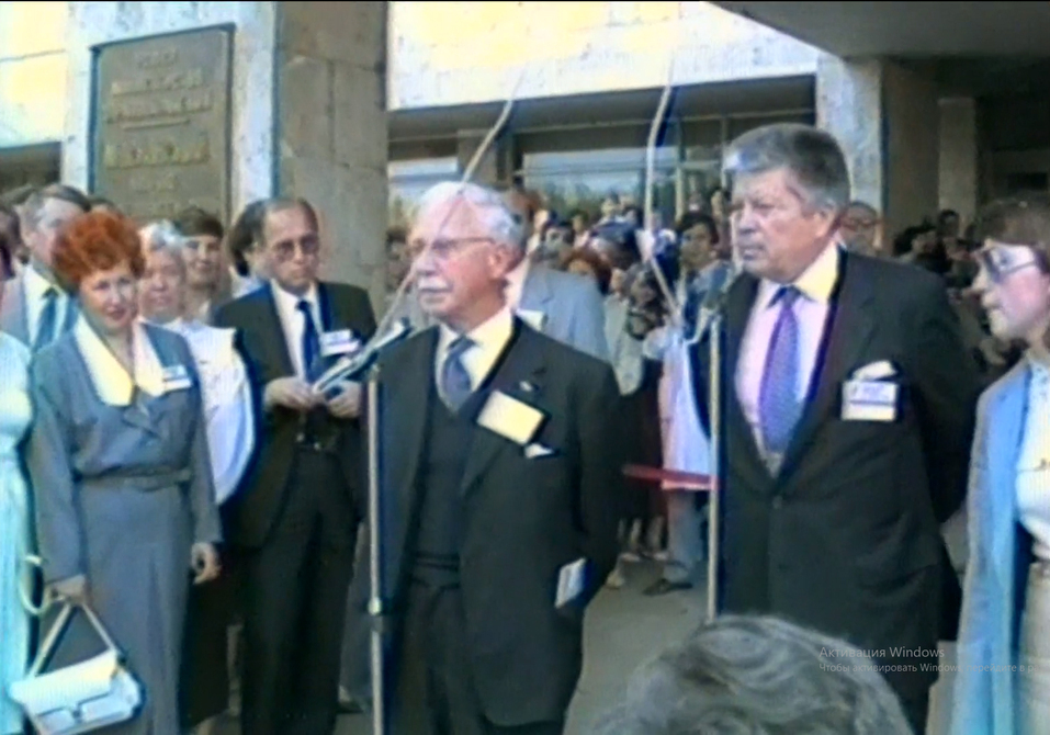 Олег Шиловских: «Замкнутые системы деградируют. В медицине важен обмен опытом и идеями» 1 Олег Шиловских: «Замкнутые системы деградируют. В медицине важен обмен опытом и идеями» 1