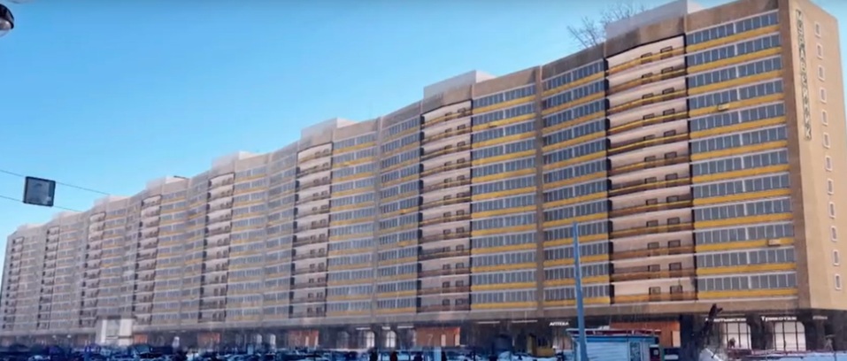 Реконструкция фасада дома-муравейника в Тюмени начнется в 2026 году 1 Реконструкция фасада дома-муравейника в Тюмени начнется в 2026 году 1