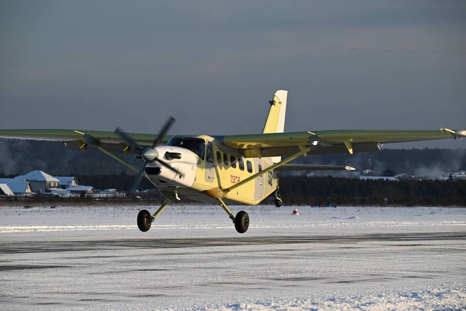 «Байкал» с российским двигателем подняли в воздух ― полет прошел штатно 1 «Байкал» с российским двигателем подняли в воздух ― полет прошел штатно 1