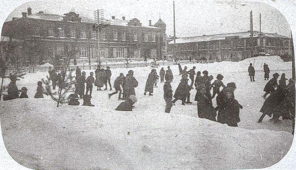 Новогодняя история города Н. Рассказ краеведа Деда Голодяя 3 Новогодняя история города Н. Рассказ краеведа Деда Голодяя 3