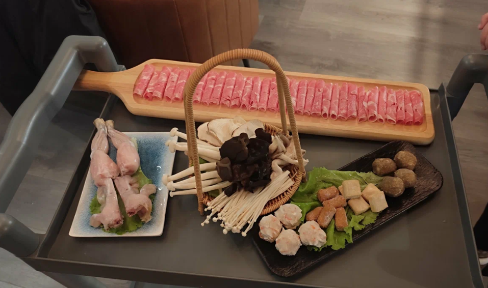 В Екатеринбурге открылось шесть новых ресторанов: рассказываем, какие и где 1 В Екатеринбурге открылось шесть новых ресторанов: рассказываем, какие и где 1