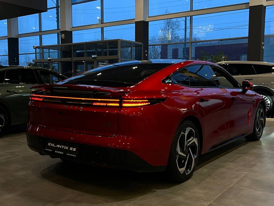 EXEED EXLANTIX ES: как гибридное купе покоряет российский рынок 1 EXEED EXLANTIX ES: как гибридное купе покоряет российский рынок 1