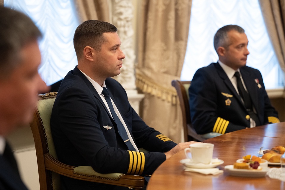 Более 1 млрд руб. страховых выплат получили «Уральские авиалинии» за севший в поле самолет 1 Более 1 млрд руб. страховых выплат получили «Уральские авиалинии» за севший в поле самолет 1