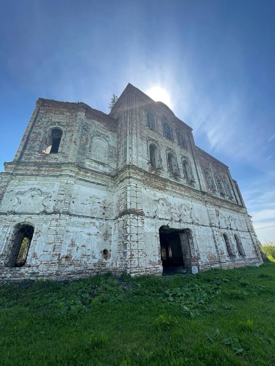 Тюменская прокуратура судится с районной администрацией из-за брошенного храма 2 Тюменская прокуратура судится с районной администрацией из-за брошенного храма 2