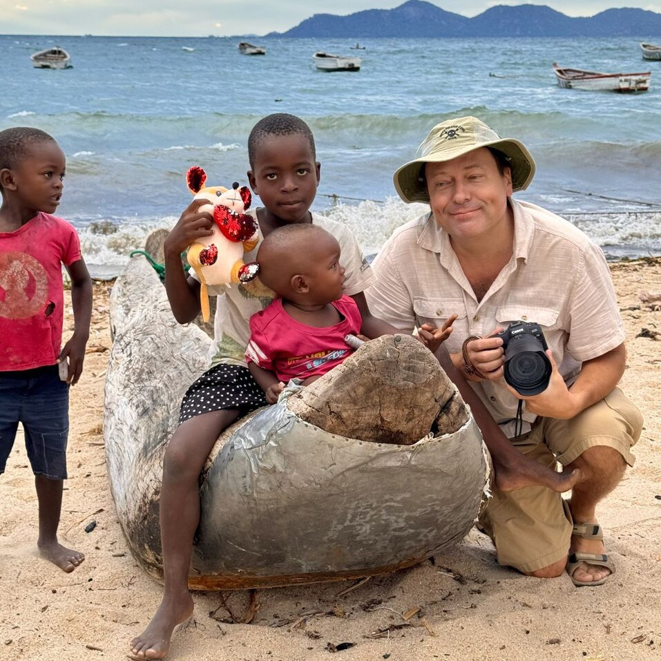 Малавия Малавия