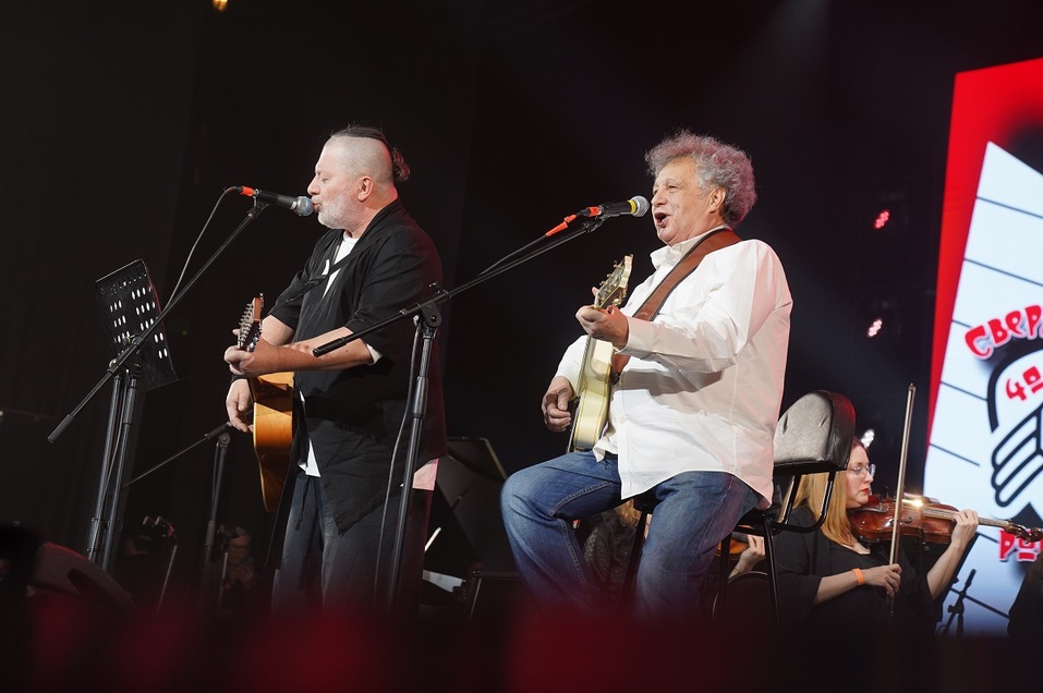 Год Уральского рока стартовал неожиданно: репортаж с галерки «Космоса» 7 Год Уральского рока стартовал неожиданно: репортаж с галерки «Космоса» 7