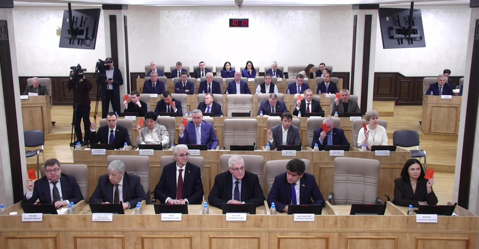 Как выбирали мэра Екатеринбурга: программы кандидатов и каверзные вопросы депутатов 1 Как выбирали мэра Екатеринбурга: программы кандидатов и каверзные вопросы депутатов 1