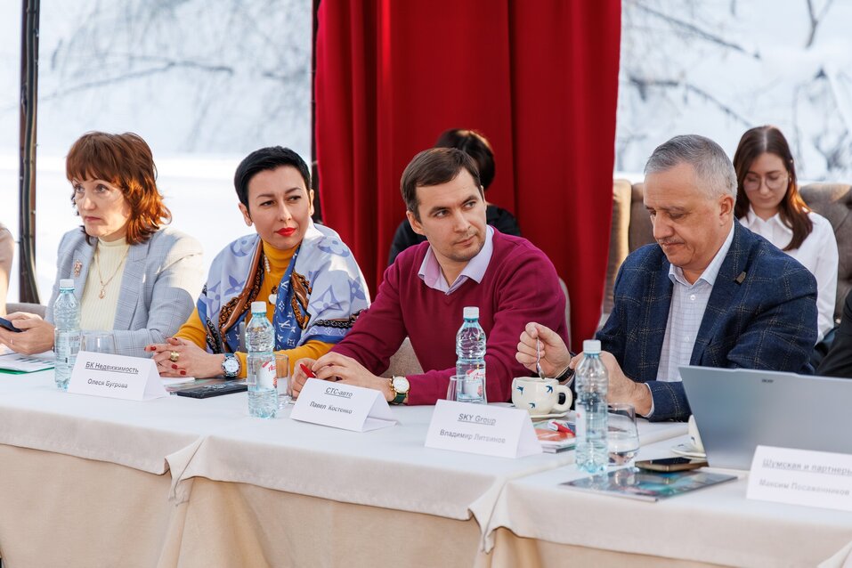 Красивая статистика, некрасивая реальность: как новосибирские застройщики прожили 2025 год 24 Красивая статистика, некрасивая реальность: как новосибирские застройщики прожили 2025 год 24