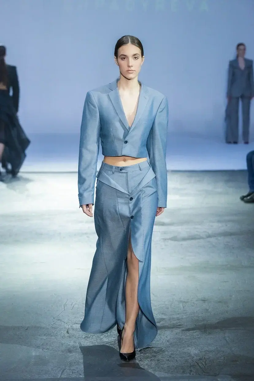 Светлана Шпадырева: «Я даю новую жизнь вещам, которые оказались невостребованными»
1 Светлана Шпадырева: «Я даю новую жизнь вещам, которые оказались невостребованными»
1