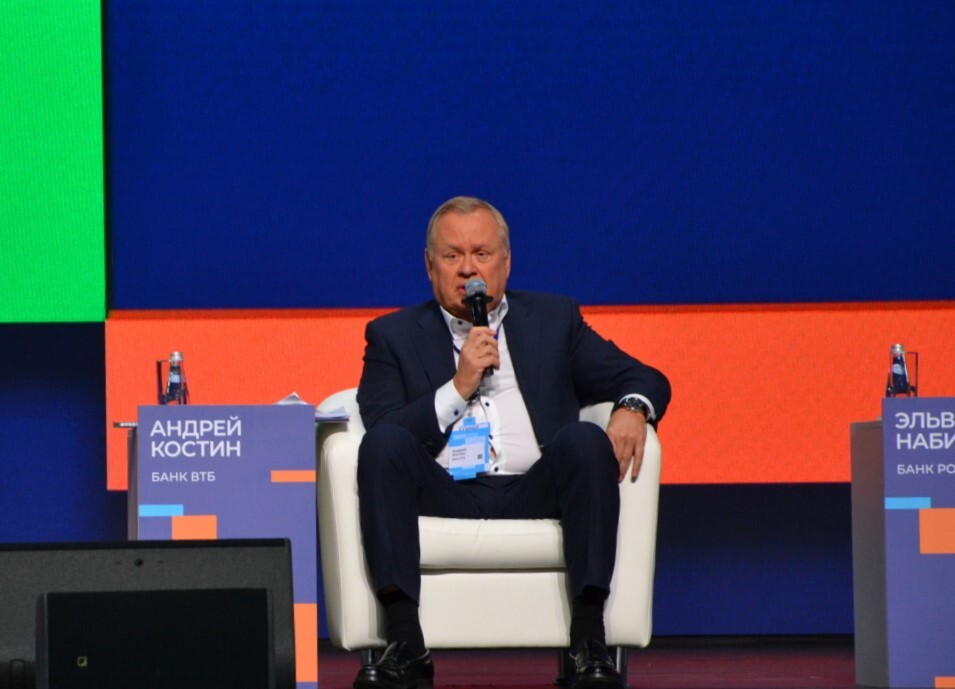 Андрей Костин, президент-председатель правления ВТБ Андрей Костин, президент-председатель правления ВТБ