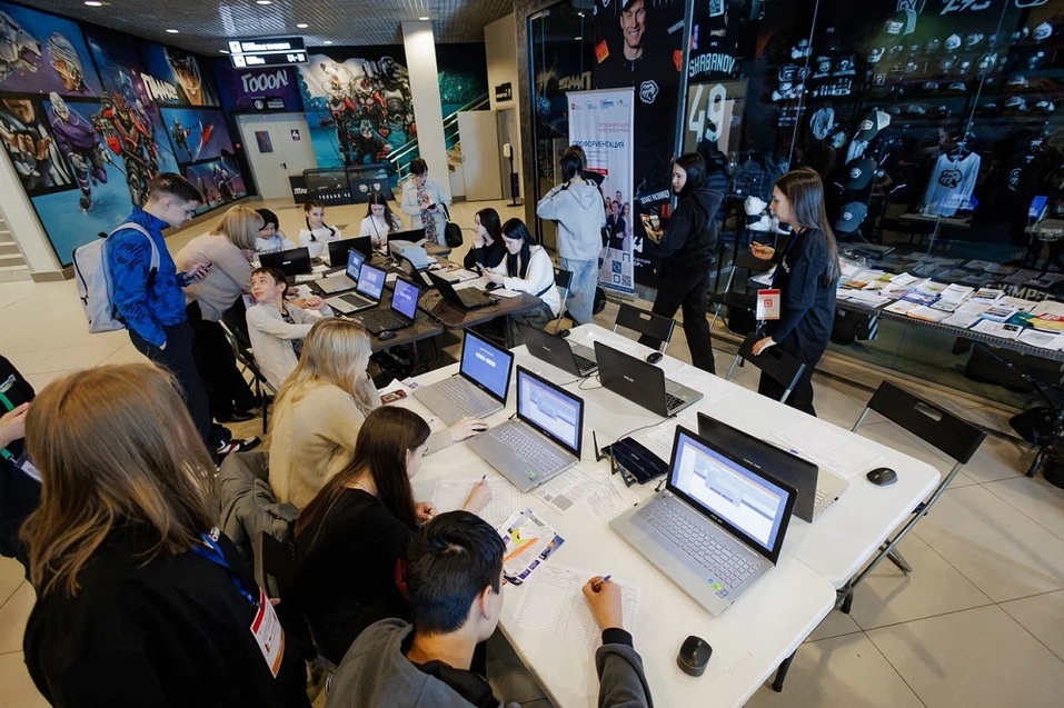 Куда поступать и как сдать ЕГЭ? В Челябинске открывается выставка образования 1 Куда поступать и как сдать ЕГЭ? В Челябинске открывается выставка образования 1