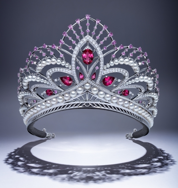 Ювелирный дом CHAMOVSKIKH создал драгоценные короны для победительниц конкурса красоты 1 Ювелирный дом CHAMOVSKIKH создал драгоценные короны для победительниц конкурса красоты 1