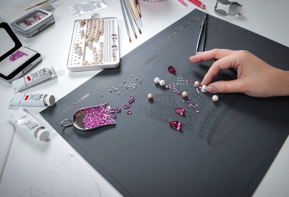 Ювелирный дом CHAMOVSKIKH создал драгоценные короны для победительниц конкурса красоты 3 Ювелирный дом CHAMOVSKIKH создал драгоценные короны для победительниц конкурса красоты 3