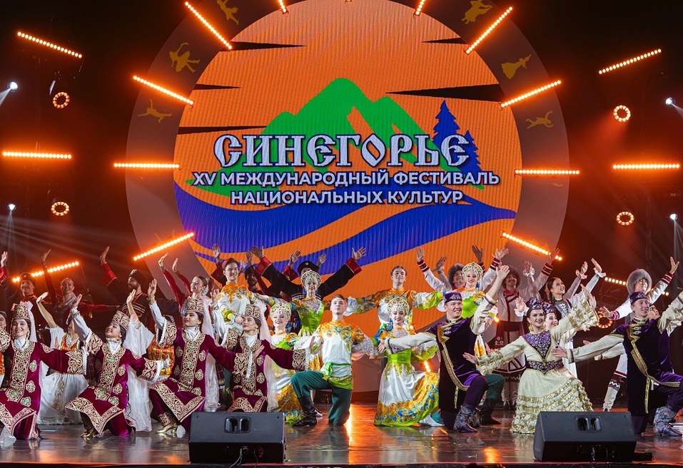 Алексей Бетехтин: «Культура не окупается — и это нормально»
3 Алексей Бетехтин: «Культура не окупается — и это нормально»
3