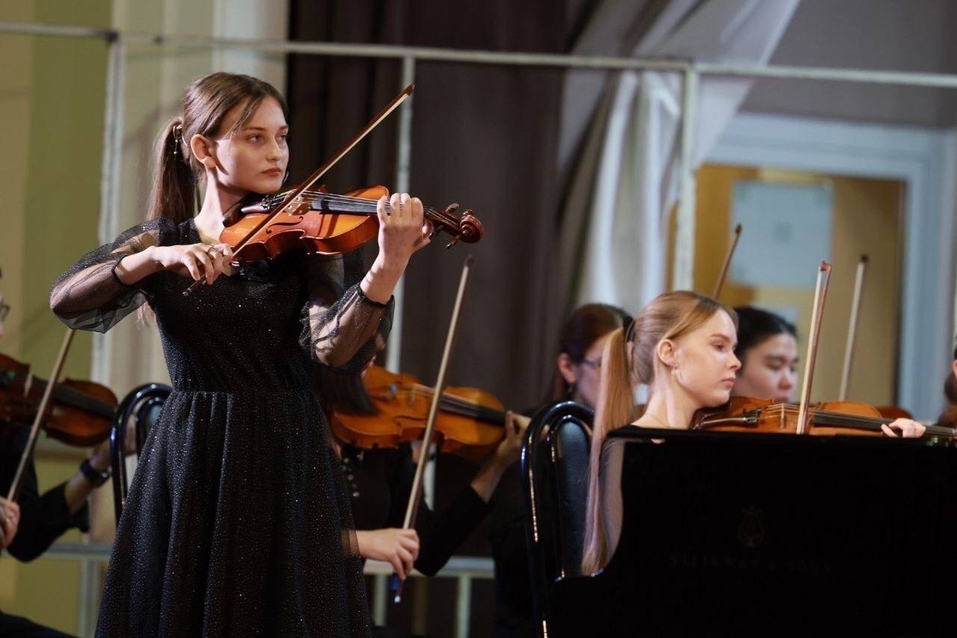 Алексей Бетехтин: «Культура не окупается — и это нормально»
7 Алексей Бетехтин: «Культура не окупается — и это нормально»
7