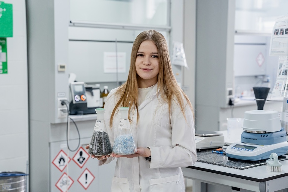 Бутылка в деле: нижегородский завод ТЕХНОНИКОЛЬ увеличил мощность до 30 тыс. тонн 1 Бутылка в деле: нижегородский завод ТЕХНОНИКОЛЬ увеличил мощность до 30 тыс. тонн 1