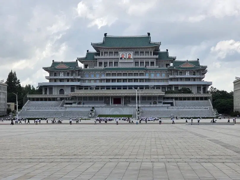 Тех, кто вырос при СССР, Пхеньян мало чем удивит, но интернет здесь есть 1 Тех, кто вырос при СССР, Пхеньян мало чем удивит, но интернет здесь есть 1