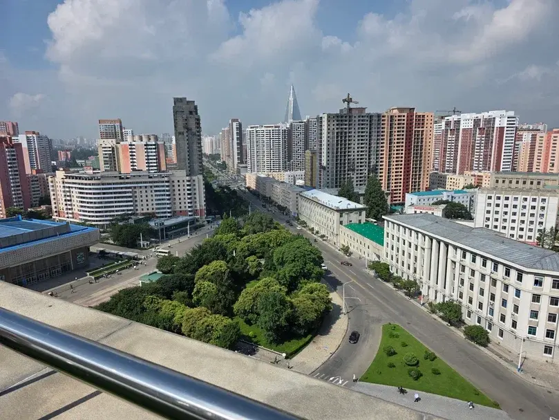 Тех, кто вырос при СССР, Пхеньян мало чем удивит, но интернет здесь есть 3 Тех, кто вырос при СССР, Пхеньян мало чем удивит, но интернет здесь есть 3