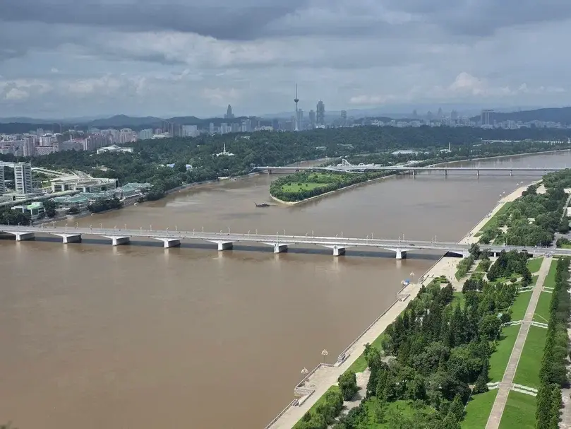 Тех, кто вырос при СССР, Пхеньян мало чем удивит, но интернет здесь есть 4 Тех, кто вырос при СССР, Пхеньян мало чем удивит, но интернет здесь есть 4