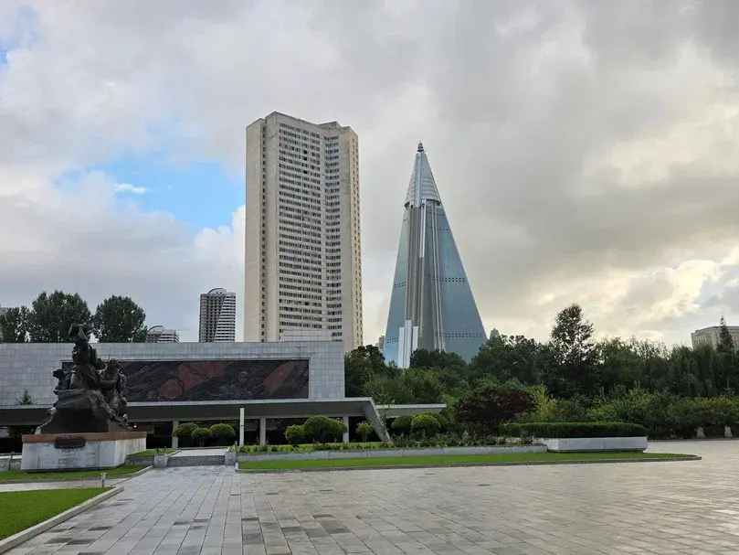 Тех, кто вырос при СССР, Пхеньян мало чем удивит, но интернет здесь есть 6 Тех, кто вырос при СССР, Пхеньян мало чем удивит, но интернет здесь есть 6