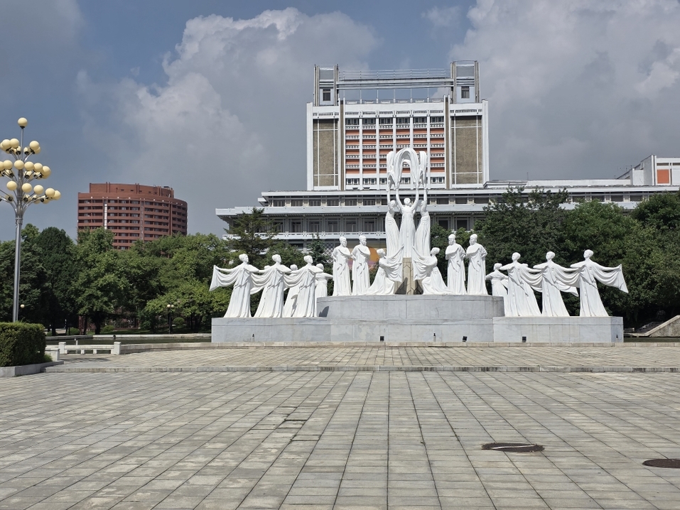 Тех, кто вырос при СССР, Пхеньян мало чем удивит, но интернет здесь есть 9 Тех, кто вырос при СССР, Пхеньян мало чем удивит, но интернет здесь есть 9