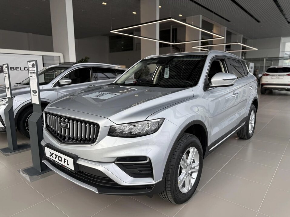 Новоселье начинается с машины. Тюменский дилер дарит квартиру одному из покупателей авто
5 Новоселье начинается с машины. Тюменский дилер дарит квартиру одному из покупателей авто
5