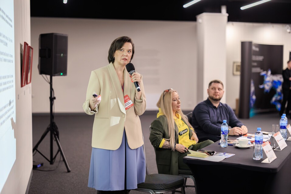 «Бизнес-синтез: от микро до макро»: как в Екатеринбурге прошел деловой форум DK.RU 15 «Бизнес-синтез: от микро до макро»: как в Екатеринбурге прошел деловой форум DK.RU 15