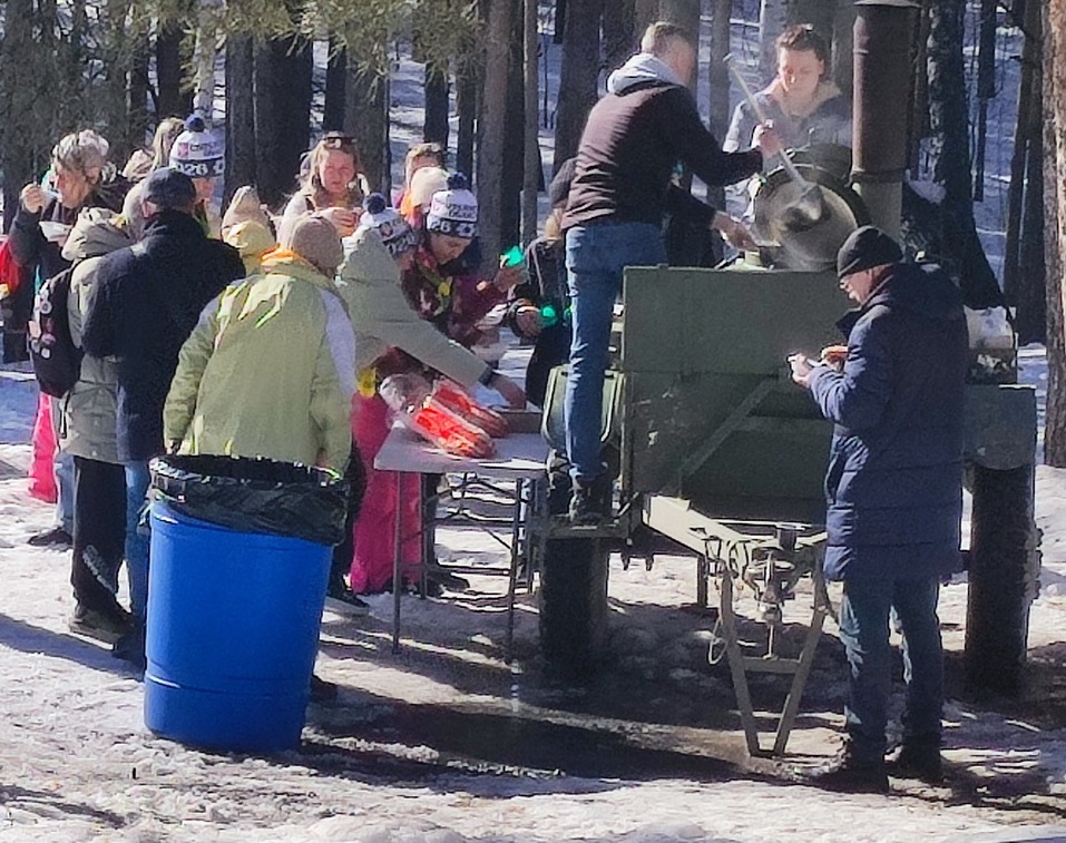 Банк Уралсиб в Екатеринбурге поддержал физкультурно-оздоровительный фестиваль «Задор-фест» 3 Банк Уралсиб в Екатеринбурге поддержал физкультурно-оздоровительный фестиваль «Задор-фест» 3