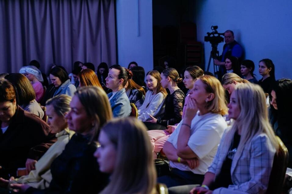 В Новосибирске прошел третий чемпионат косметологов в Сибири 4 В Новосибирске прошел третий чемпионат косметологов в Сибири 4