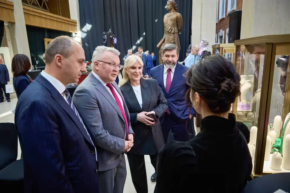 В Екатеринбурге отметили 85 лет Межрегионального управления Федеральной пробирной палаты 2 В Екатеринбурге отметили 85 лет Межрегионального управления Федеральной пробирной палаты 2