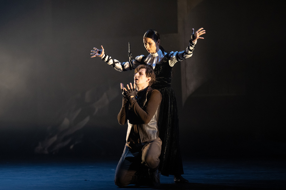 Иллюстрация: Севастопольский театр оперы и балета Иллюстрация: Севастопольский театр оперы и балета