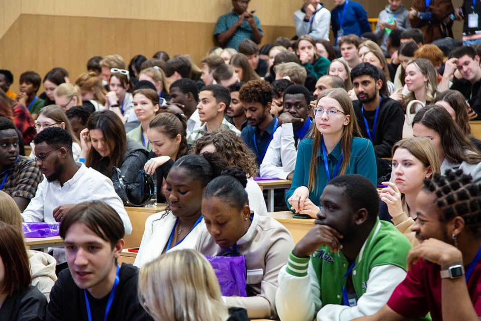 Екатеринбург — молодежная столица Евразии. Стартует XVI ЕЭФМ с участием 117 государств 3 Екатеринбург — молодежная столица Евразии. Стартует XVI ЕЭФМ с участием 117 государств 3