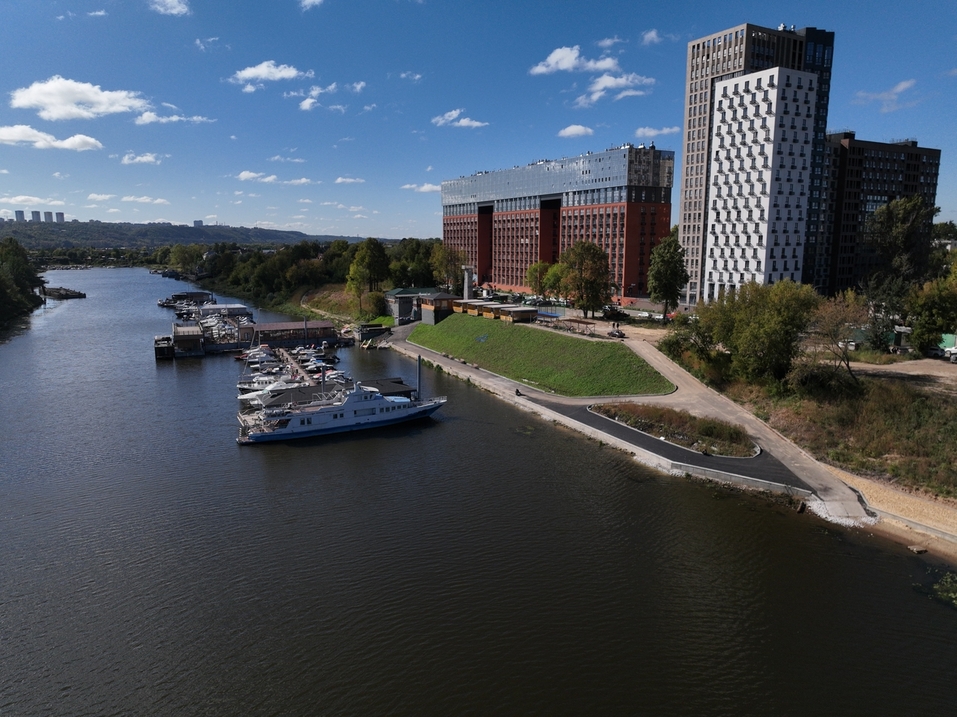 От парковки для лодки до глэмпинга в центре: как меняются нижегородские берега 3 От парковки для лодки до глэмпинга в центре: как меняются нижегородские берега 3