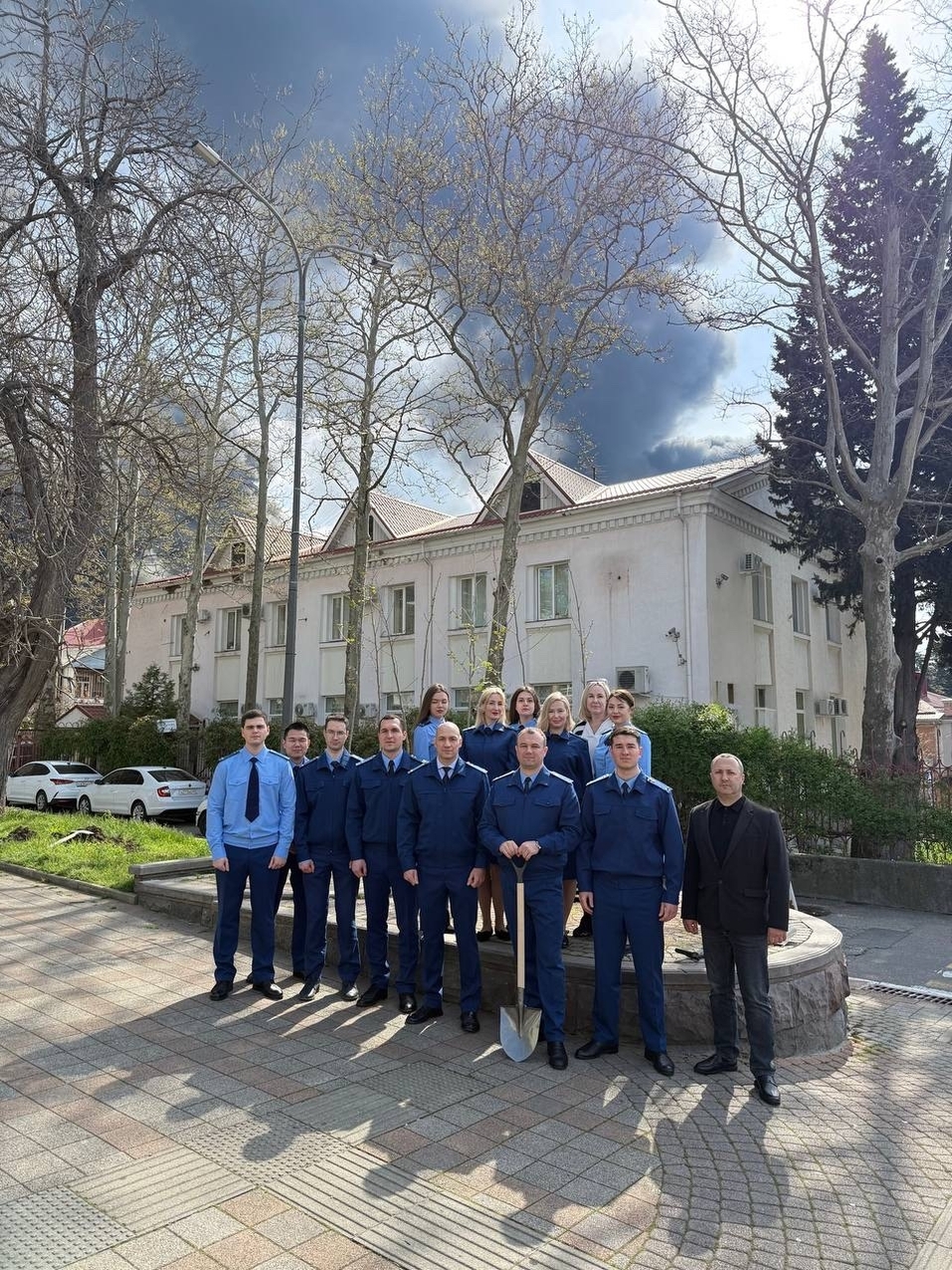 Жителей Туапсе эвакуируют из-за масштабного пожара на местном НПЗ 1 Жителей Туапсе эвакуируют из-за масштабного пожара на местном НПЗ 1